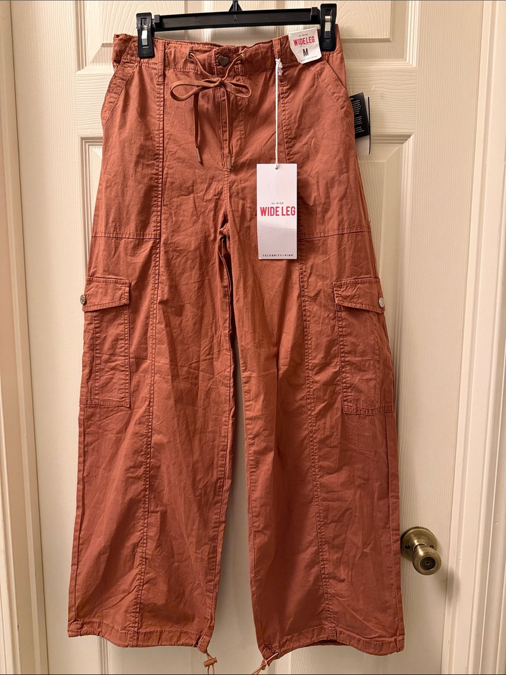 NWT Celebrity Pink Wide Leg Cargo Pants - Rust size Medium